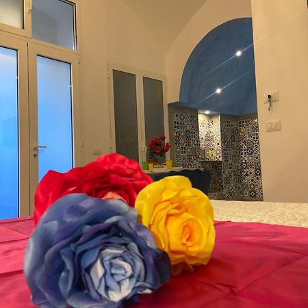 San Nicola Suite & Mini Apartment Sorrento Buitenkant foto
