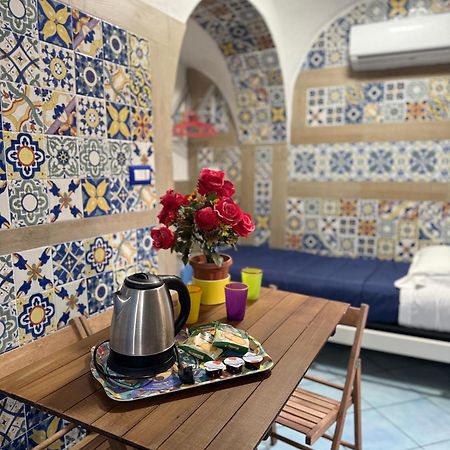 San Nicola Suite & Mini Apartment Sorrento Buitenkant foto